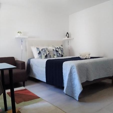 Tomarhousing - Studio Apartment Luaran gambar
