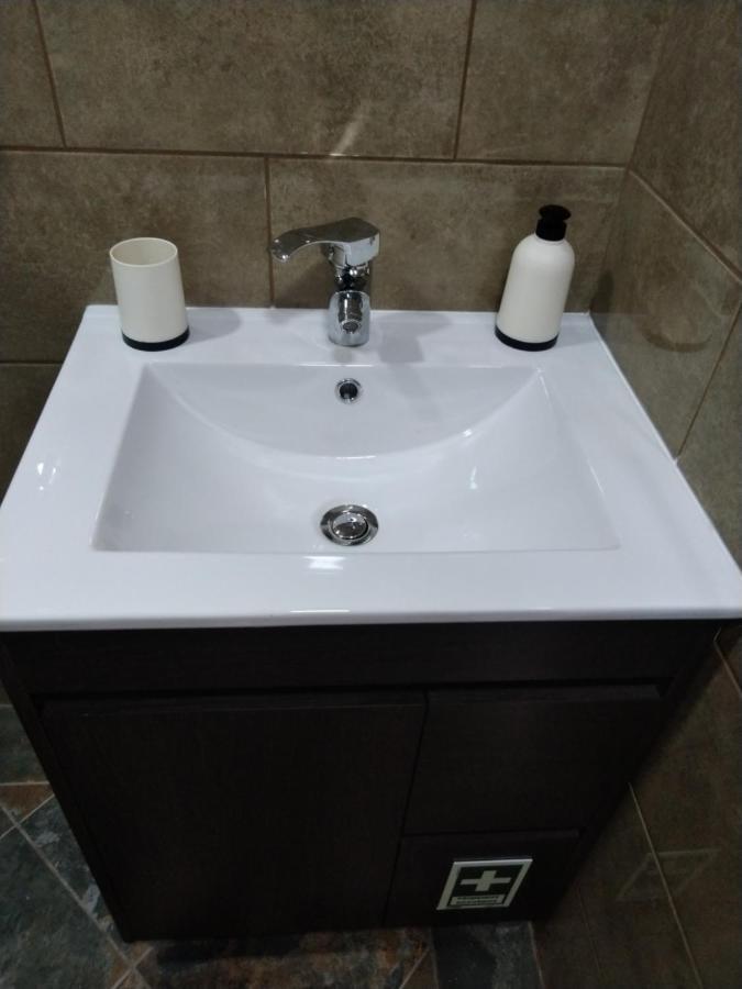 Tomarhousing - Studio Apartment Luaran gambar